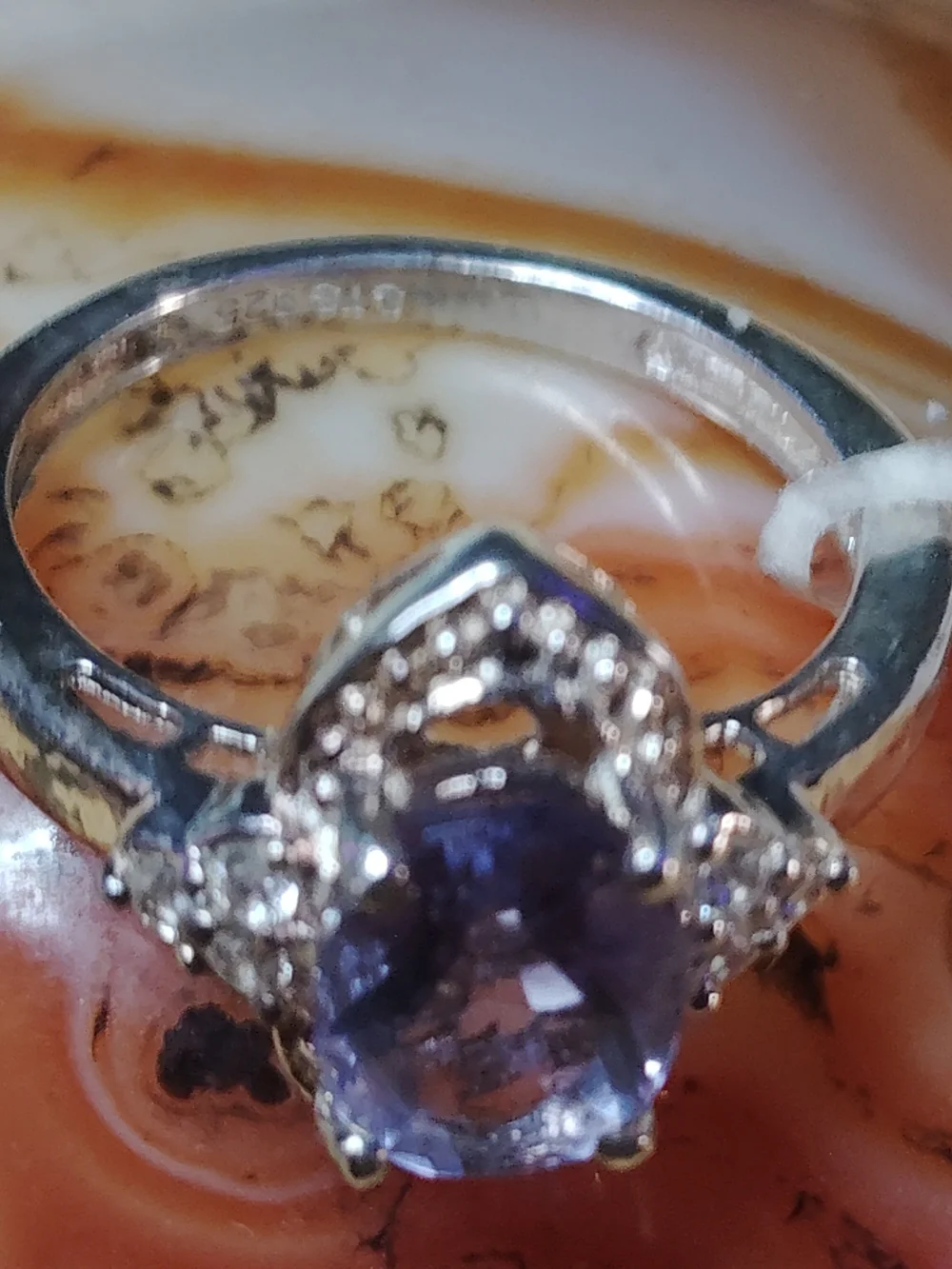 FLUORITE OVAL GEMSTONE AND SPARKLING ACCENTS OF MACASITE. STERLING RING. SIZE 5
